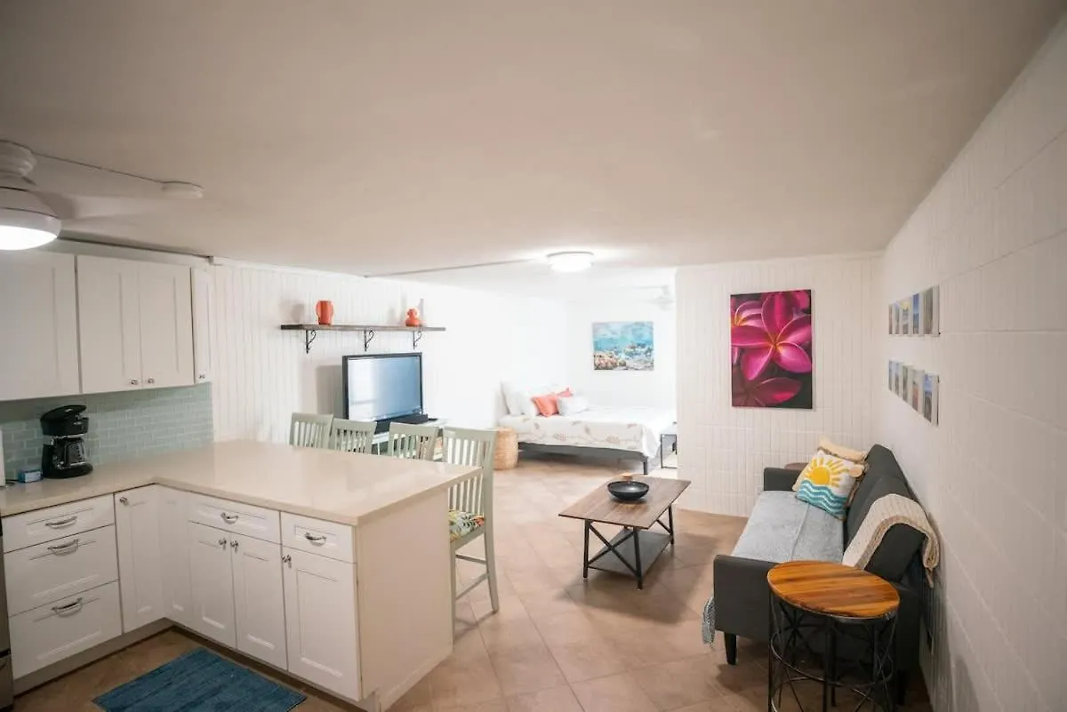 Beach & Country Beachfront Studio location